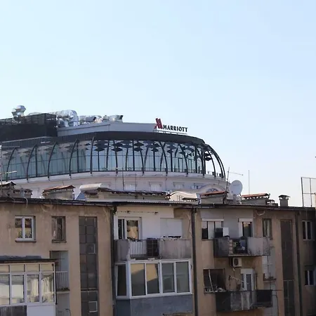 아파트 Central Square 2 Bedroom With Parking *