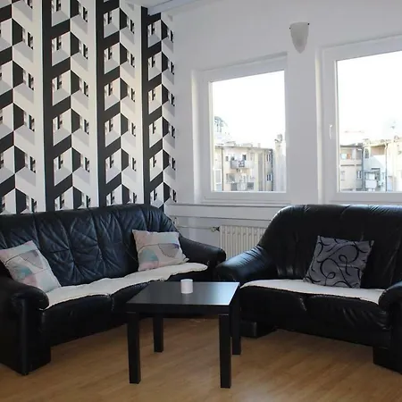 아파트 Central Square 2 Bedroom With Parking